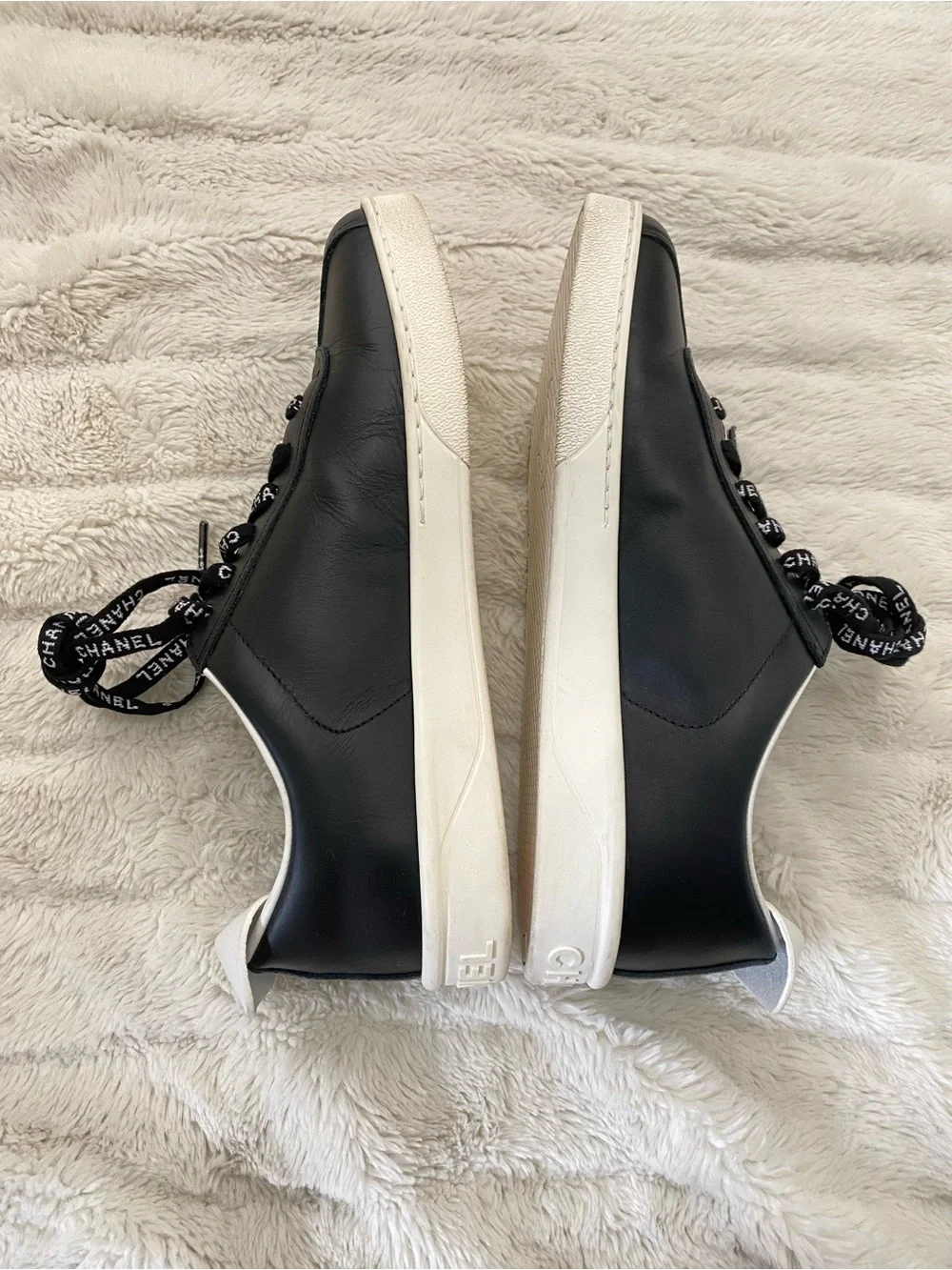 CHANEL Black and White Logo Ribbon Lace Low-Top Sneakers Size 39